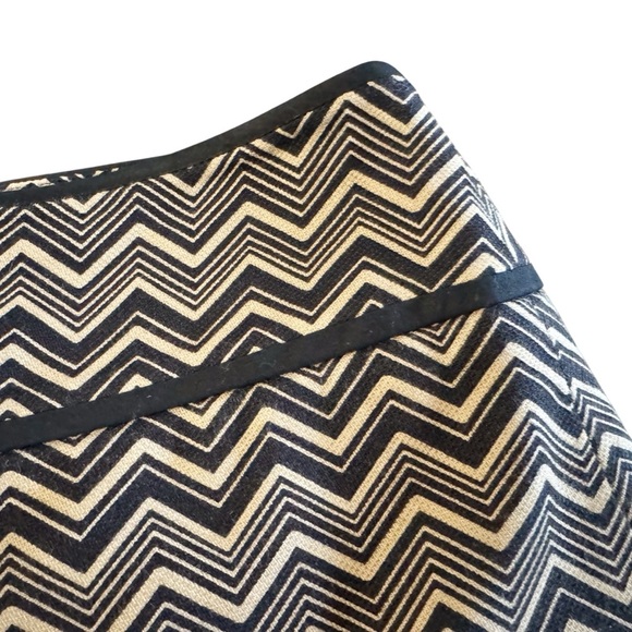 LOFT Ann Taylor Chevron Pattern brown mini Skirt size 8 office siren preppy 991 - Picture 2 of 10